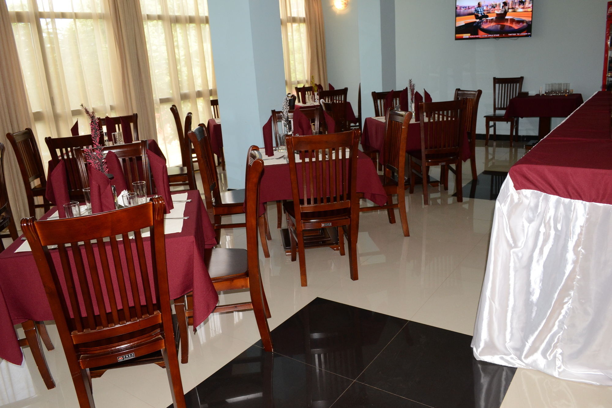 Lakemark Hotel And Tour Service Bahir Dar Exteriör bild