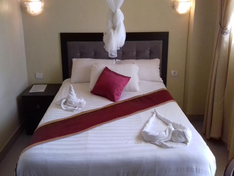 Lakemark Hotel And Tour Service Bahir Dar Exteriör bild