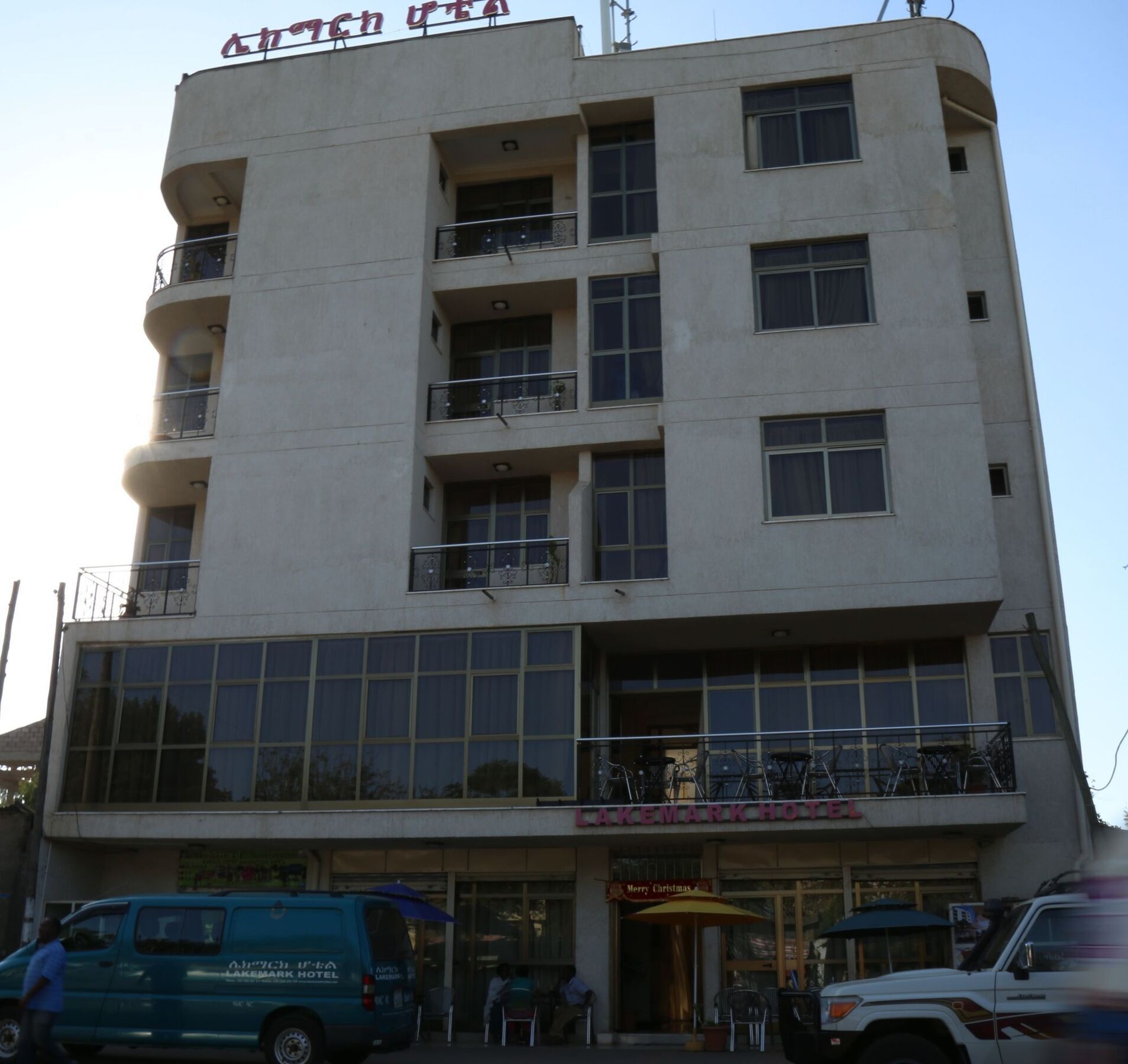 Lakemark Hotel And Tour Service Bahir Dar Exteriör bild